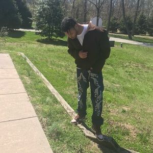 Meet your Posher, Julian